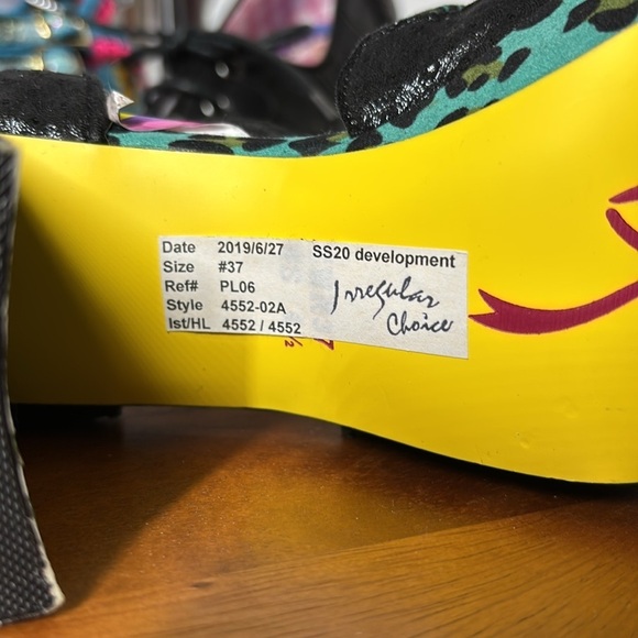 Irregular Choice random assortment of single non paired shoes size 37 all sample - Picture 11 of 14